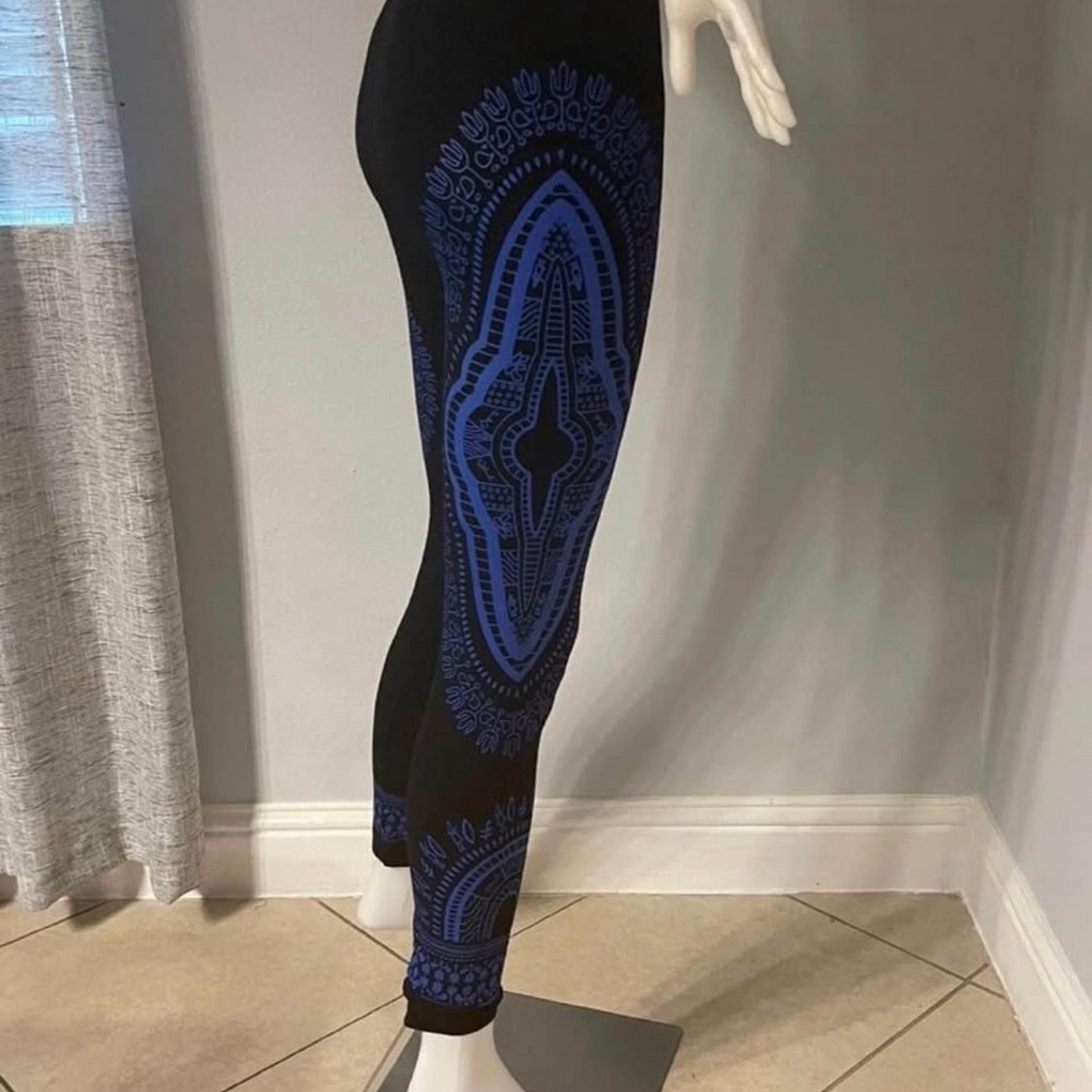 Black and Blue Patterned Women's Leggings